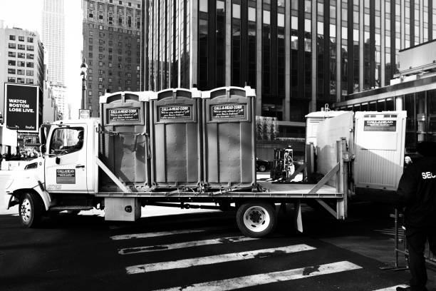 Best Porta potty rental near me  in Nashvle, IL